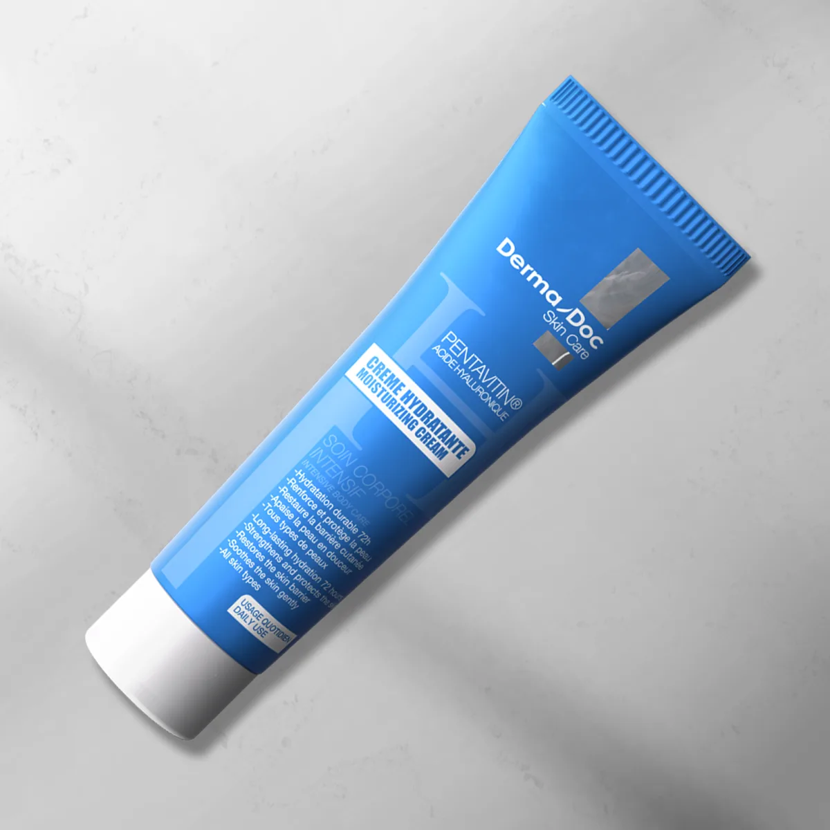 Texture légère et non grasse de la crème hydratante Hydra Skin DermaDoc